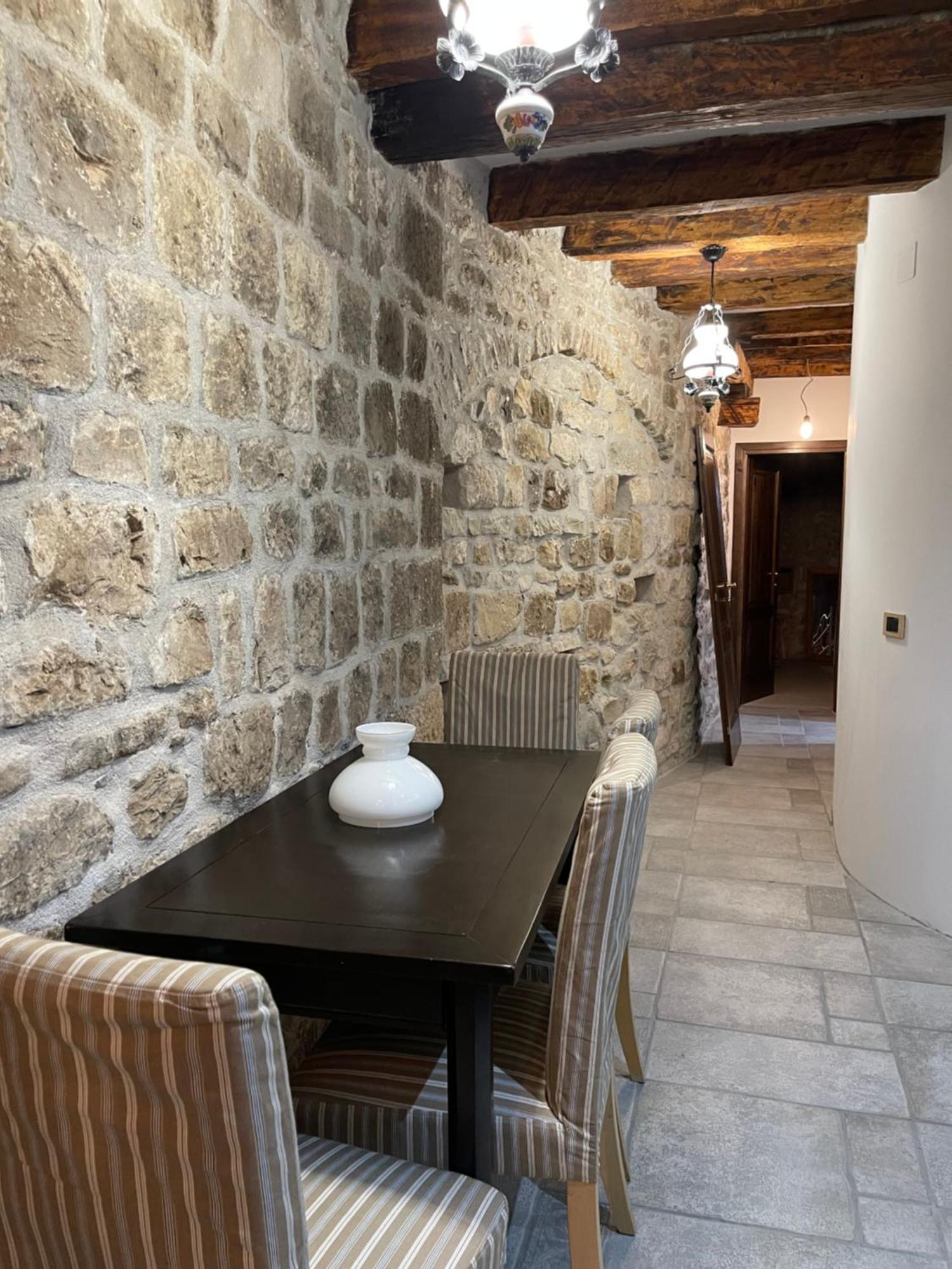 Villa Gabine Kastela Ngoại thất bức ảnh